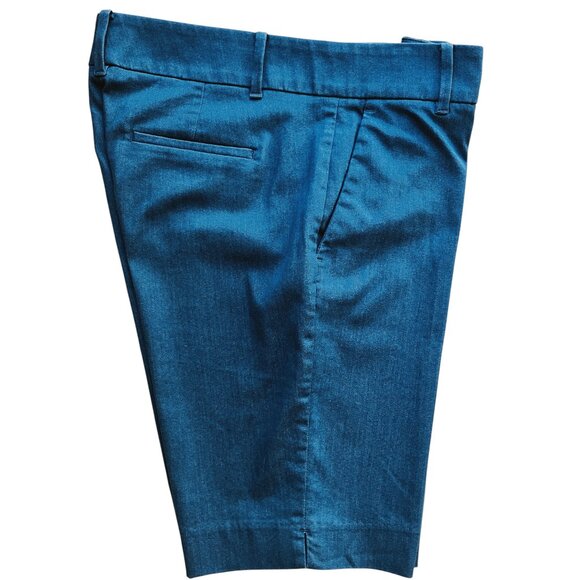 Ann Taylor Bermuda Shorts Size 4 Curvy Chambray Blue Flat Front medium weight - Picture 3 of 11